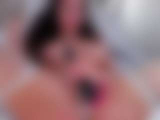 Live cam show with Dakota Blare - Blowjob on CamClone