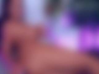 Live cam show with annabellastar - Bikini on slutload