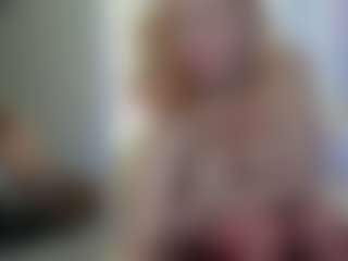 Live cam show with Classy4uuuu - Curvy on googirlz