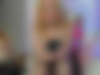 Classy4uuuu's Live Sex Cam Show