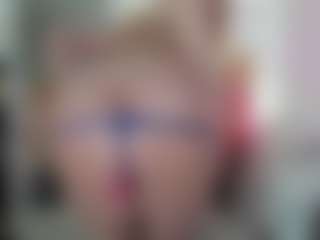 Classy4uuuu's Live Sex Cam Show