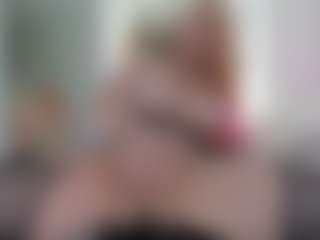 Classy4uuuu's Live Sex Cam Show