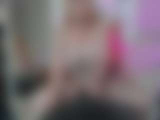 Classy4uuuu's Live Sex Cam Show