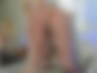 Classy4uuuu's Live Sex Cam Show
