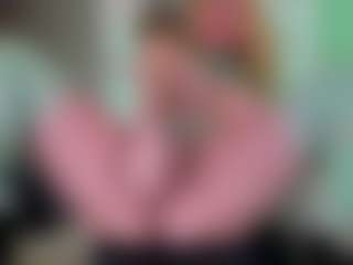 Live cam show with Classy4uuuu - Big Ass on xplaylive.com