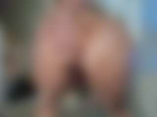 Classy4uuuu's Live Sex Cam Show