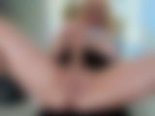Classy4uuuu's Live Sex Cam Show