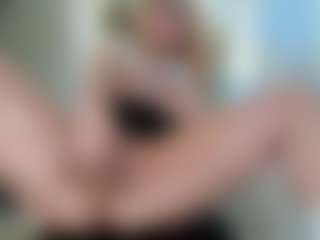 Classy4uuuu's Live Sex Cam Show