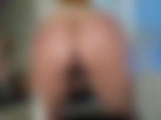 Classy4uuuu's Live Sex Cam Show