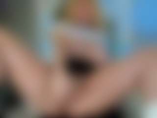 Classy4uuuu's Live Sex Cam Show