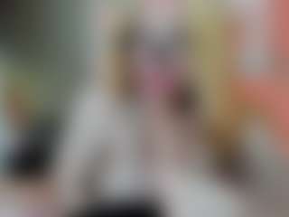 Classy4uuuu's Live Sex Cam Show