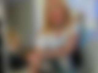 Classy4uuuu's Live Sex Cam Show