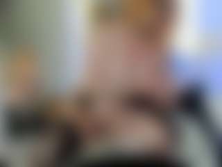 Classy4uuuu's Live Sex Cam Show