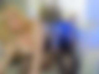 Classy4uuuu's Live Sex Cam Show