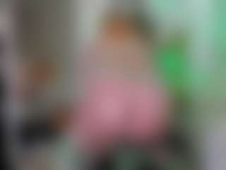 Classy4uuuu's Live Sex Cam Show