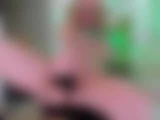 Classy4uuuu's Live Sex Cam Show