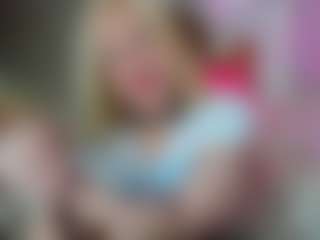 Classy4uuuu's Live Sex Cam Show