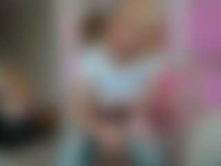 Classy4uuuu's Live Sex Cam Show