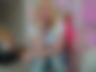 Classy4uuuu's Live Sex Cam Show