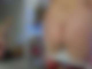 Classy4uuuu's Live Sex Cam Show