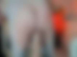 Live cam show with Classy4uuuu - HD MILF on CamClone