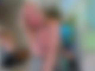 Classy4uuuu's Live Sex Cam Show