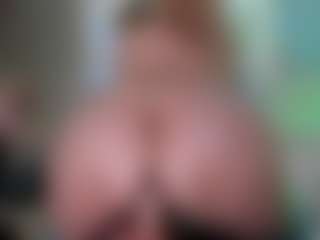 Classy4uuuu's Live Sex Cam Show