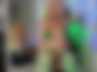 Classy4uuuu's Live Sex Cam Show