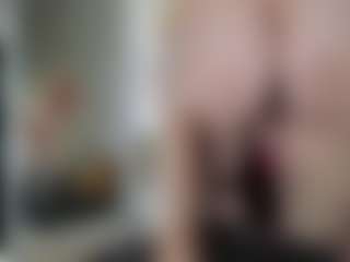 Classy4uuuu's Live Sex Cam Show