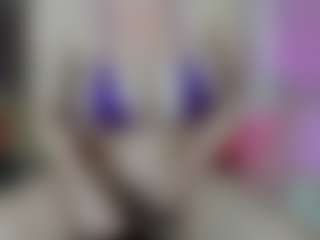 Classy4uuuu's Live Sex Cam Show