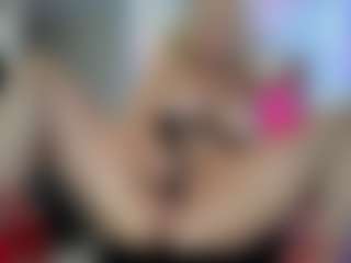 Classy4uuuu's Live Sex Cam Show