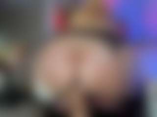 Live cam show with Classy4uuuu - Tease Mature on sexylive.show