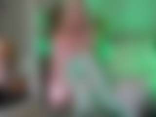 Classy4uuuu's Live Sex Cam Show