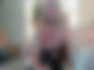 Classy4uuuu's Live Sex Cam Show