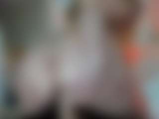 Classy4uuuu's Live Sex Cam Show