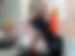 Classy4uuuu's Live Sex Cam Show