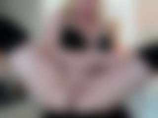 Classy4uuuu's Live Sex Cam Show