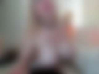 Classy4uuuu's Live Sex Cam Show