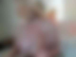 Classy4uuuu's Live Sex Cam Show