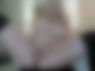 Classy4uuuu's Live Sex Cam Show