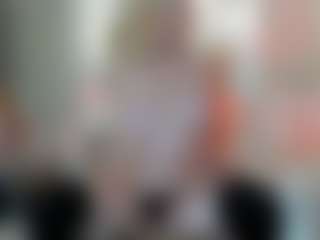 Classy4uuuu's Live Sex Cam Show