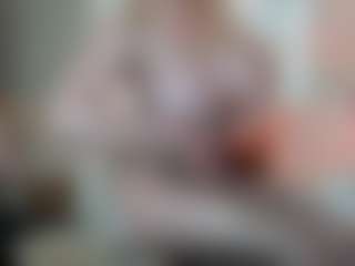 Classy4uuuu's Live Sex Cam Show