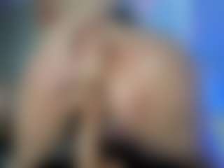 Classy4uuuu's Live Sex Cam Show