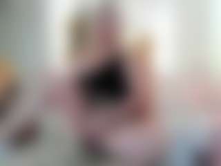 Classy4uuuu's Live Sex Cam Show