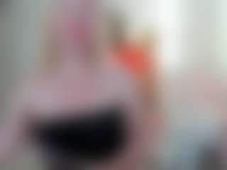 Classy4uuuu's Live Sex Cam Show
