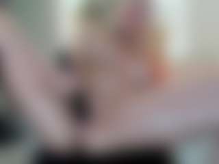 Classy4uuuu's Live Sex Cam Show