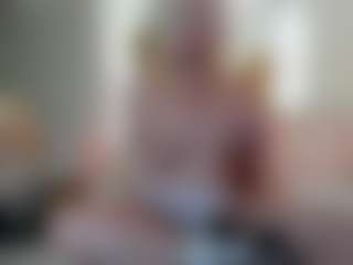 Classy4uuuu's Live Sex Cam Show