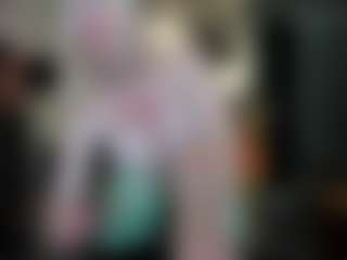 Classy4uuuu's Live Sex Cam Show
