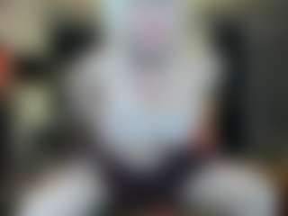 Classy4uuuu's Live Sex Cam Show