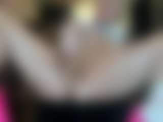 Classy4uuuu's Live Sex Cam Show
